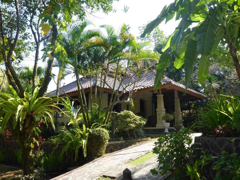 Munduk Gunung Paradis Retreat מראה חיצוני תמונה