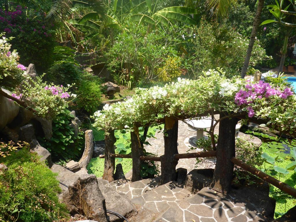 Munduk Gunung Paradis Retreat מראה חיצוני תמונה