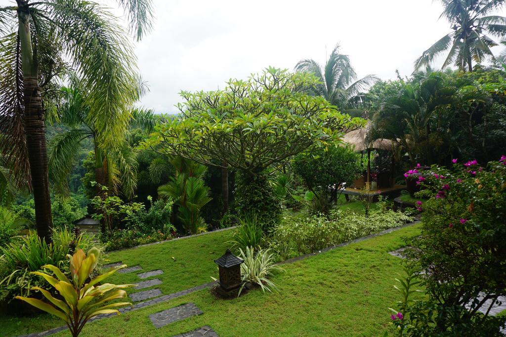 Munduk Gunung Paradis Retreat מראה חיצוני תמונה